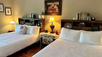 1 chambre, fer et planche Ă repasser, Wi-Fi gratuit, draps fournis