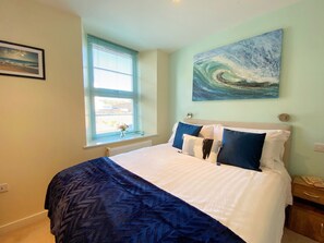 2 soverom, strykejern/-brett, wi-fi og sengetøy