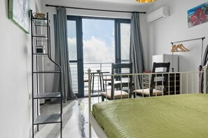 1 bedroom, WiFi, bed sheets - Cozy hotel suite with WiFi and AC in peaceful Athani// Double standard suite #2 (Athani)