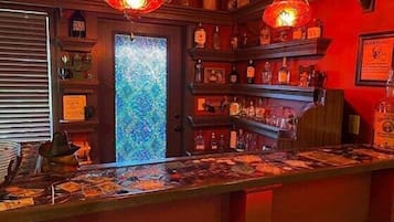 Bar (en la propiedad)