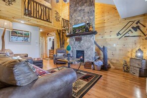 Fireplace - Hundred Acre Woods Rm. 201 (Stanardsville)