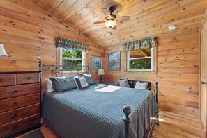 1 bedroom, WiFi - Mountain Escape Cottage (Stanardsville)
