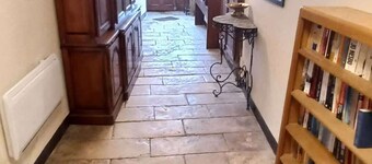 Spacious Thomas house, ideal for 9 people.