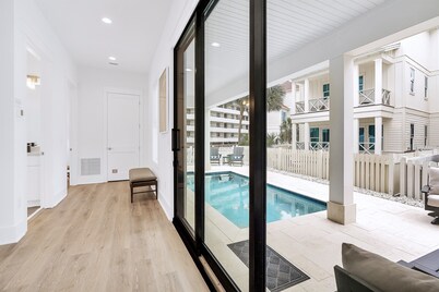 High Cotton: Private beach steps away, Heated pool, Brand new luxury home