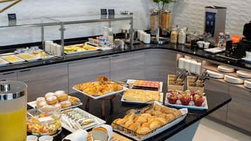 Dagelijks ontbijtbuffet inbegrepen
