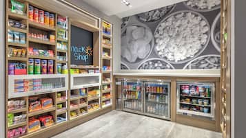 Snack bar
