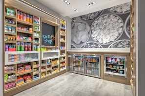 Snack bar