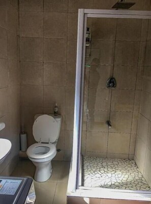 Bathroom - My Observatory House (Cape Town)