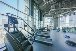 Gym - Stylish Retreat in Business Bay (Dubai)