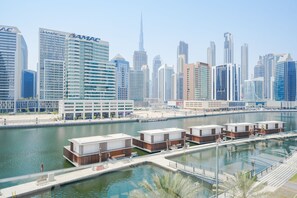 Exterior - Stylish Retreat in Business Bay (Dubai)