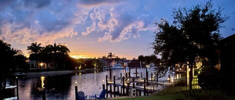 المنطقة المحيطة بالمنشأة