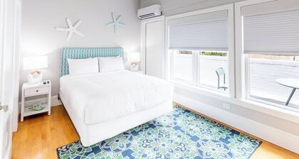 Two Level Condo with all the Essentials, Thames St