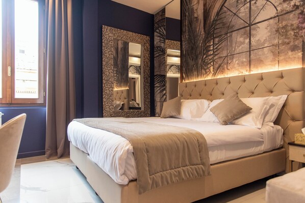 Luxury Double Room | Egyptian cotton sheets, premium bedding, down comforters - Adelaide Suite Dreams (Rome)