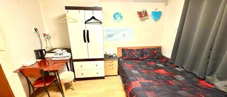 1 間睡房、熨斗/熨衫板、Wi-Fi、床單