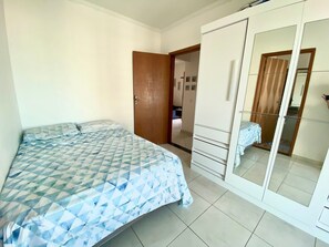 Apartamento básico | 2 quartos, Wi-Fi de cortesia
