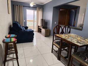 이코노미 아파트 | 거실 공간