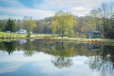 Rustic and private farmhouse close to Lackawanna State Park, near Elk Mtn Ski