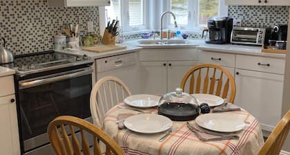 Rustic and private farmhouse close to Lackawanna State Park, near Elk Mtn Ski