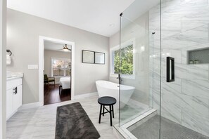 Bathroom - Twin Homes - 8 Bedroom Retreat In Central ATL (Atlanta)