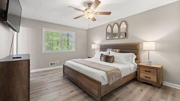 House | 4 bedrooms, iron/ironing board, Internet