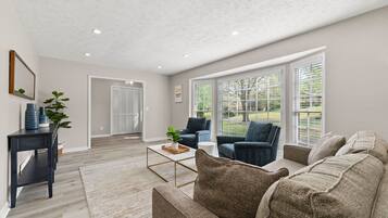 Rumah | 4 kamar tidur, setrika/meja setrika, dan internet