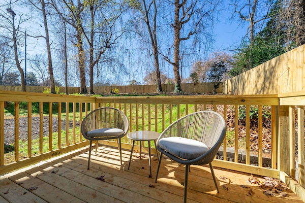 House | 4 bedrooms, iron/ironing board, Internet