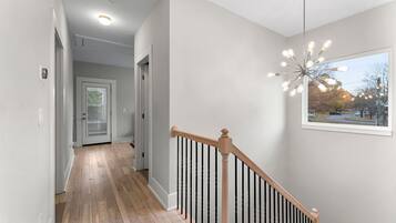 House | 4 bedrooms, Internet