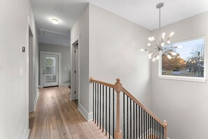 独立别墅 | 4 多间卧室、高速上网