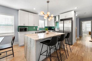 4 bedrooms, Internet