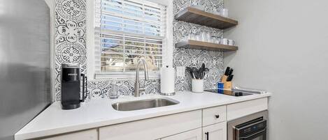 House | 1 bedroom, iron/ironing board, Internet