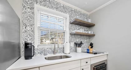 Private 1BR Cottage In Downtown Historic Norcross