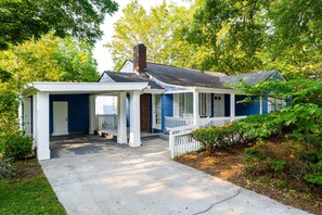 Exterior - Serene 3BR Home in Historic Downtown Norcross (Norcross)