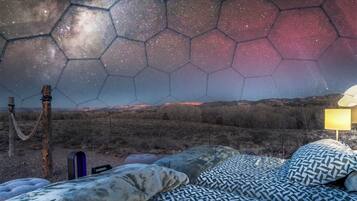 4 bedrooms, free WiFi, bed sheets