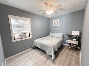 1 bedroom, iron/ironing board, WiFi, bed sheets - Cozy ,stylish home duplex !  (Orange)