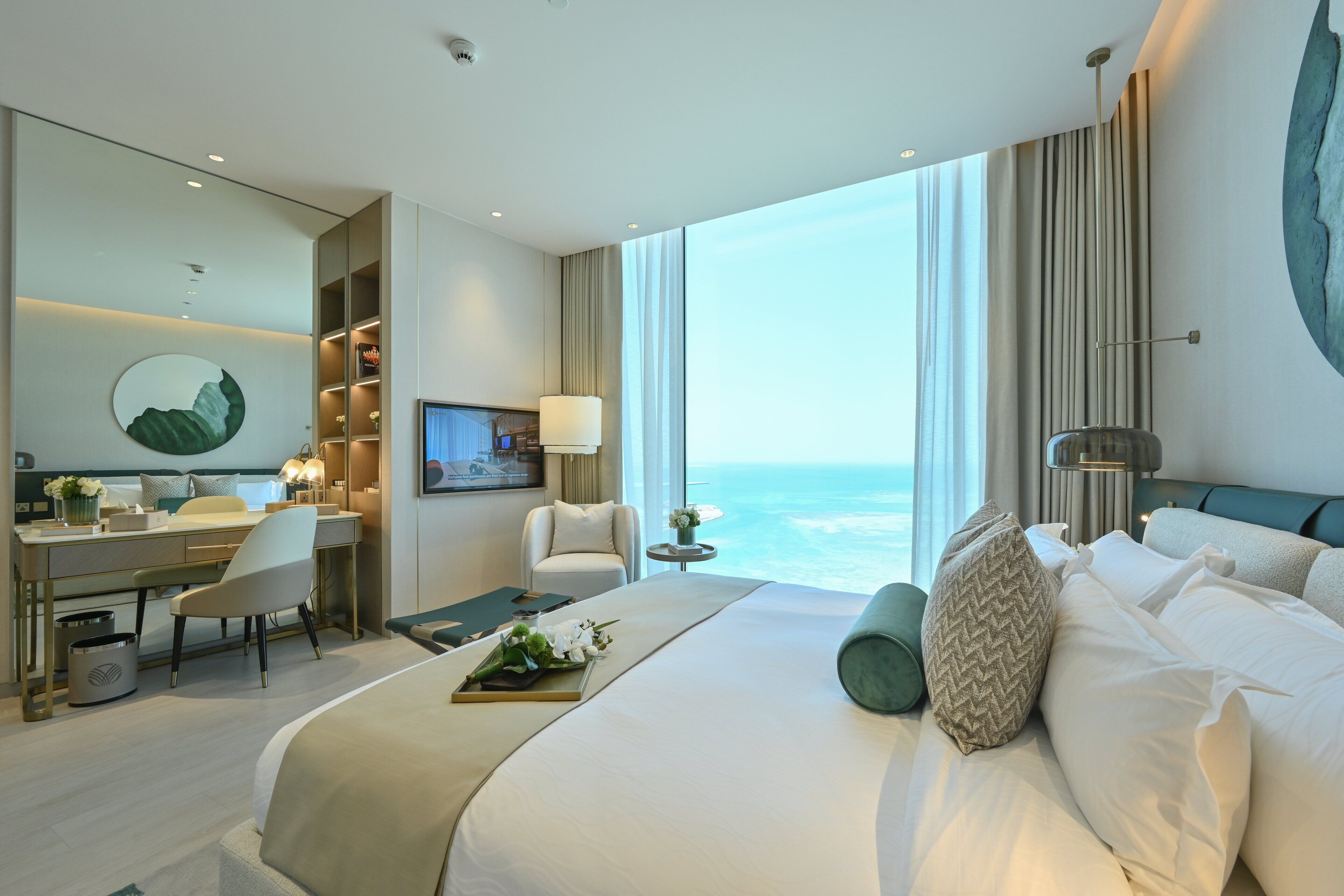 Apartamento, 1 cama de matrimonio grande, vistas al mar | Ropa de cama de alta calidad, edredones de plumas, minibar y caja fuerte