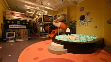 Children’s play area – indoor