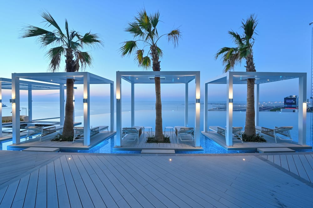 Onyx Rotana