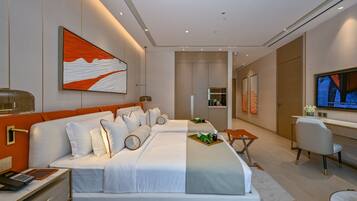 Panoramic Suite, 2 Twin Beds, Bay View | Premium bedding, down comforters, minibar, in-room safe