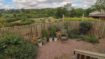 Cottage | Property grounds
