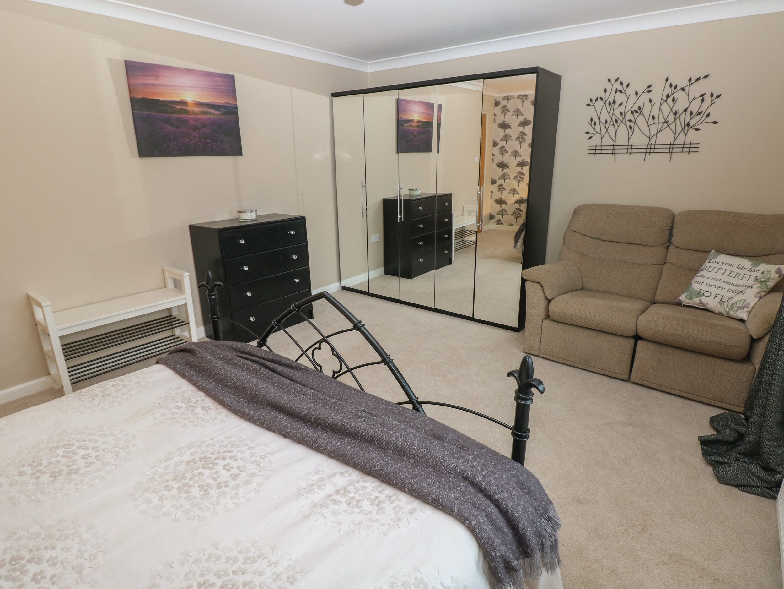1 bedroom, free WiFi, individually decorated, individually furnished