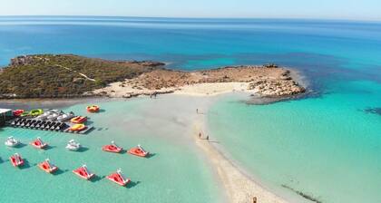 Estelle Suite - Steps from the Beach