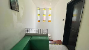 Basic Shared Dormitory, Women only | Living area - Guest House del Valle (Mexico City)