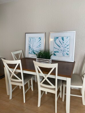 Dining - The 411!  Oceanview Surf Condo- First Floor End Unit
 (Surf City)