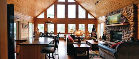 Cabin, Multiple Beds, Fireplace | Living area | 40-inch TV with cable channels, fireplace