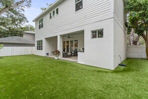 Exterior - Bright South Tampa 5 Bedroom Home (Tampa)