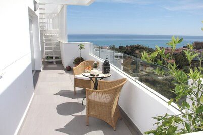 Amazing Penthouse with Spacious Roof Top Terrace  