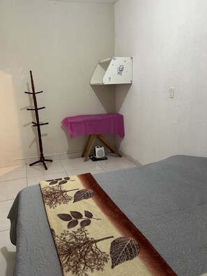 1 bedroom, iron/ironing board, WiFi, bed sheets - Casa Aconchegante en Indaiatuba -sp (Jardim Morada do Sol Indaiatuba)