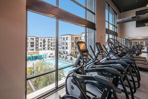 Fitness facility - Menlo Park | Resort Style Amenities | nr Tech Companies (Menlo Park)