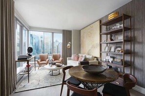 Smart TV - Midtown Manhattan 1 BR river | 24hr Doorman (New York)