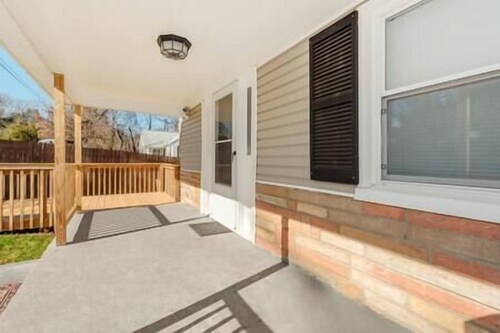 2BR - Winston’s - Salem - Casa Nova - Getaway